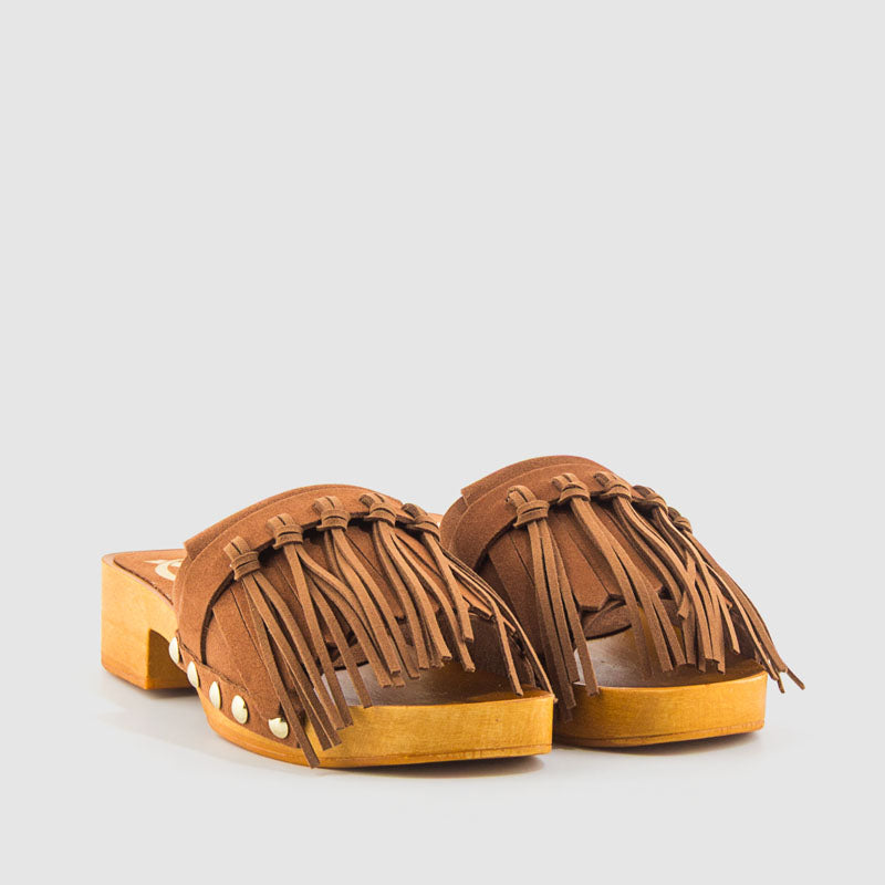 SANDALIA FLECOS SERRAJE CUERO