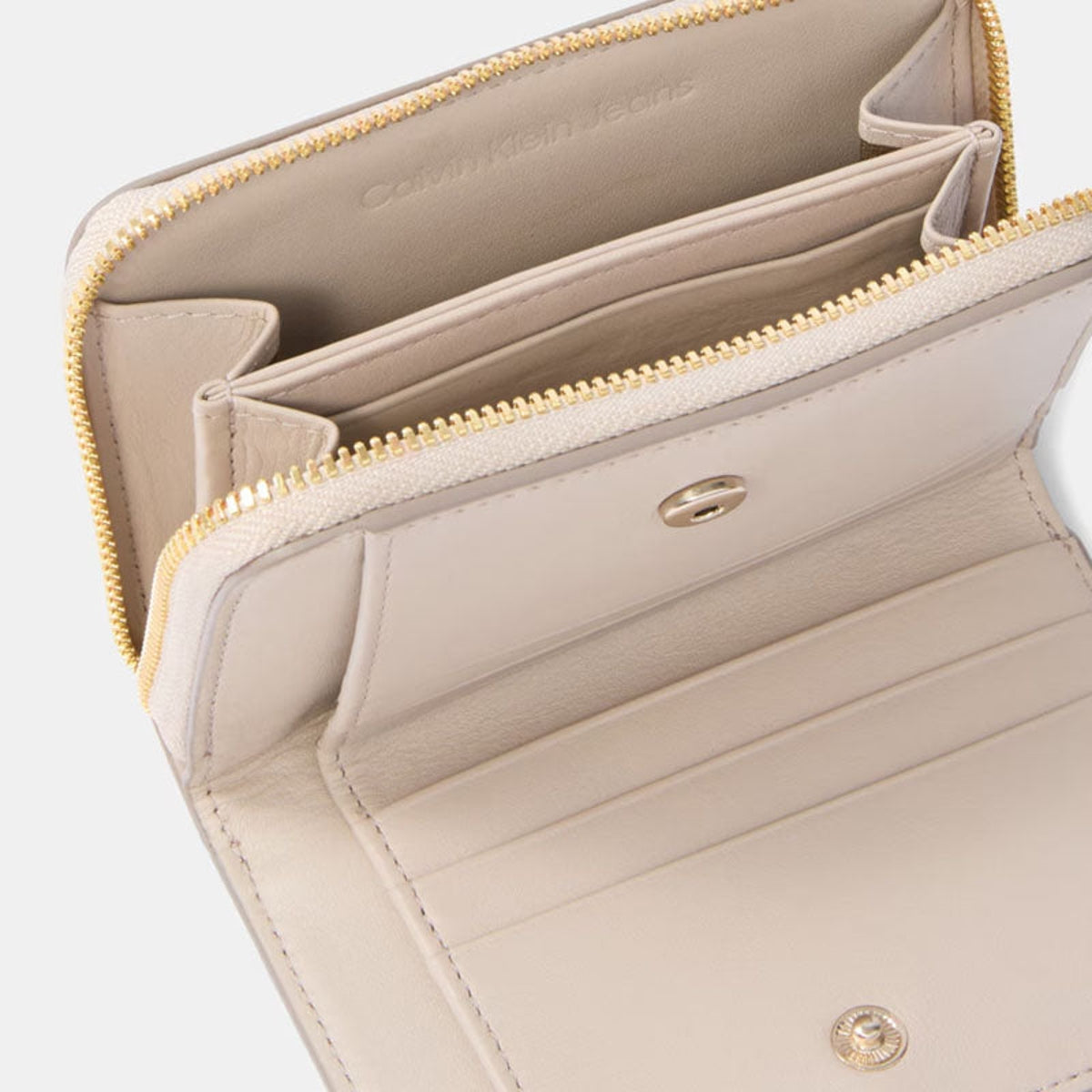 CK LV04F1064GRMU RMU CHATEAU-2