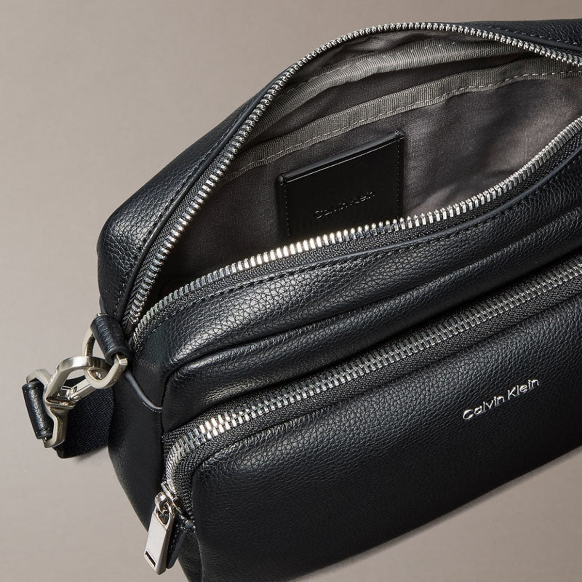 CK LV04D3159GUB1 UB1 BLACK-2
