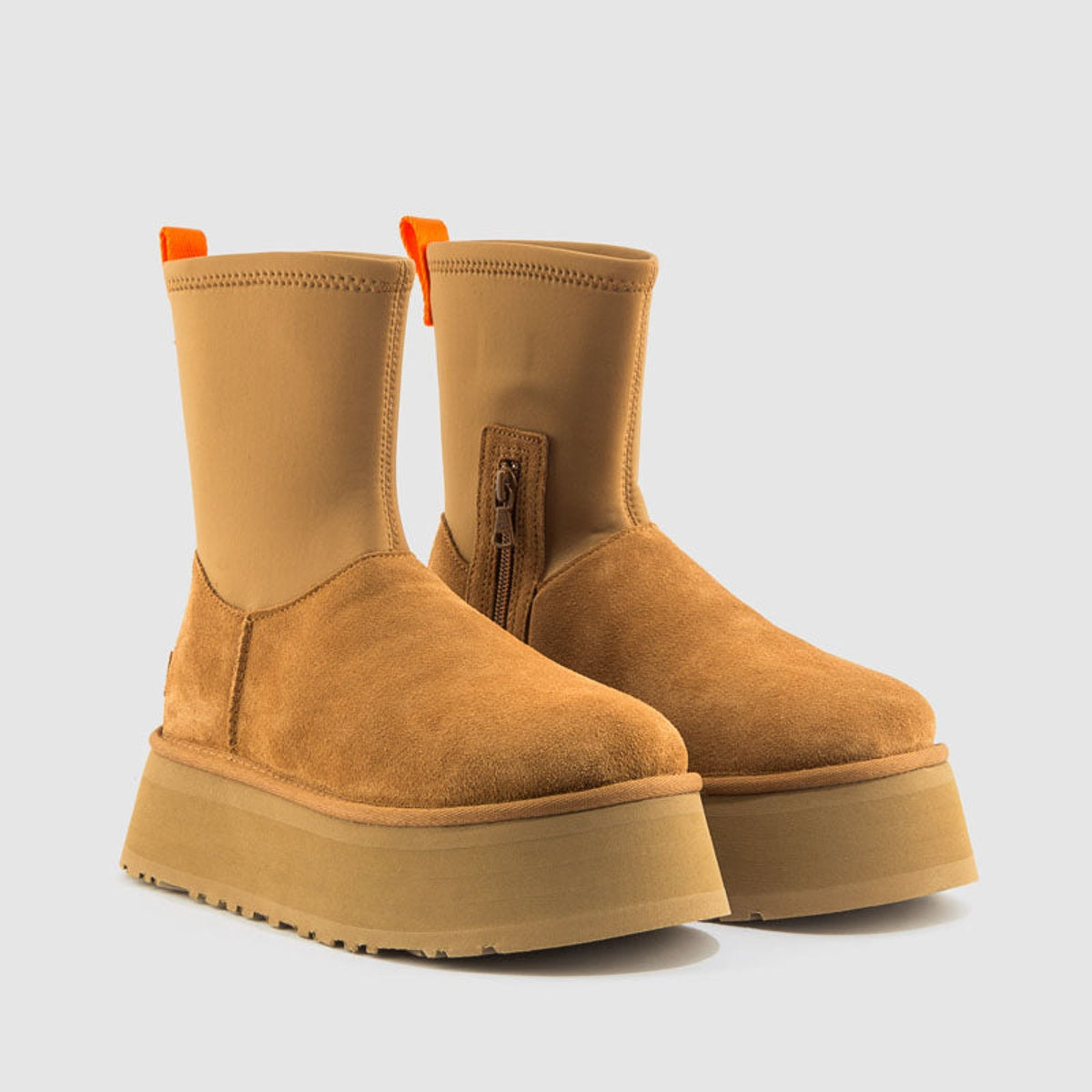 UGG 1144031 CHESNUT-1