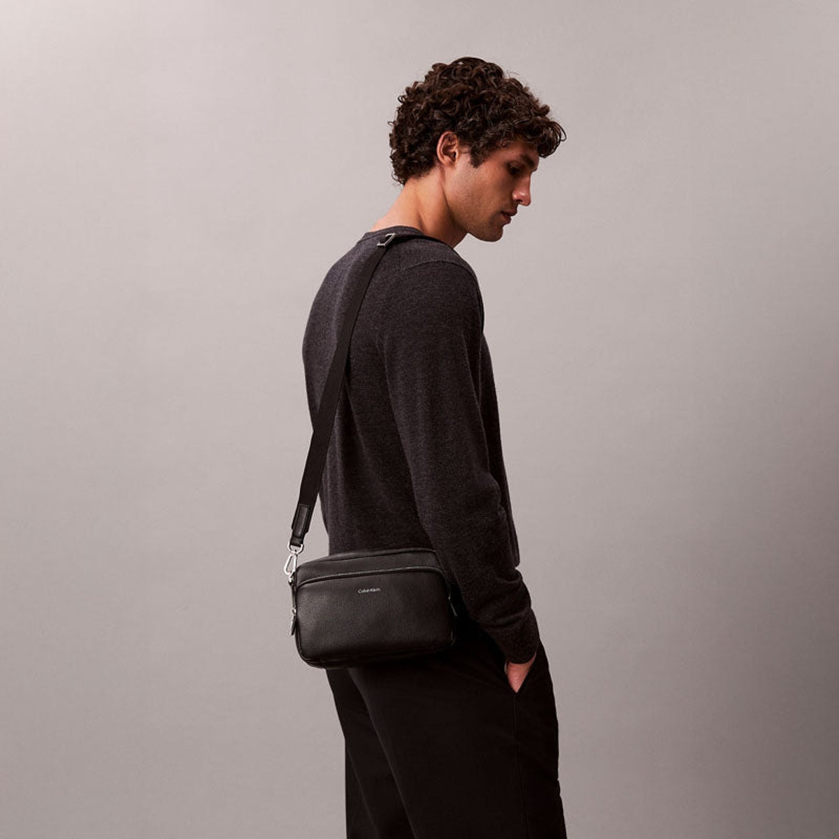 CK LV04D3159GUB1 UB1 BLACK-1