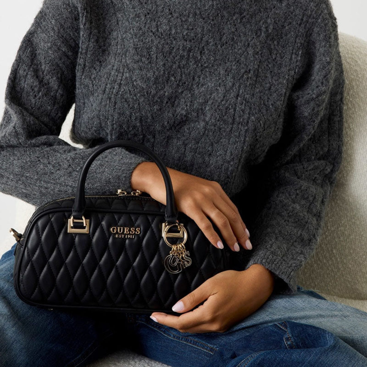 GUESS HWQG81 22050 BLACK-1