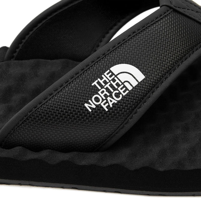 <h2>The North Face Chanclas Hombre Base Camp Flip-Flop II – TNF Black</h2>

<p>Las <strong>Base Camp II</strong> de The North Face son chanclas resistentes, cómodas y ligeras, diseñadas para el uso diario en climas cálidos. Con un diseño anatómico