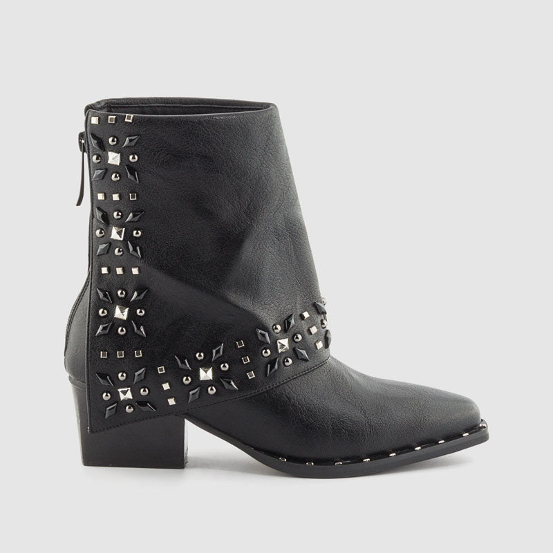 BOTIN SOLAPA TACHAS NEGRO
