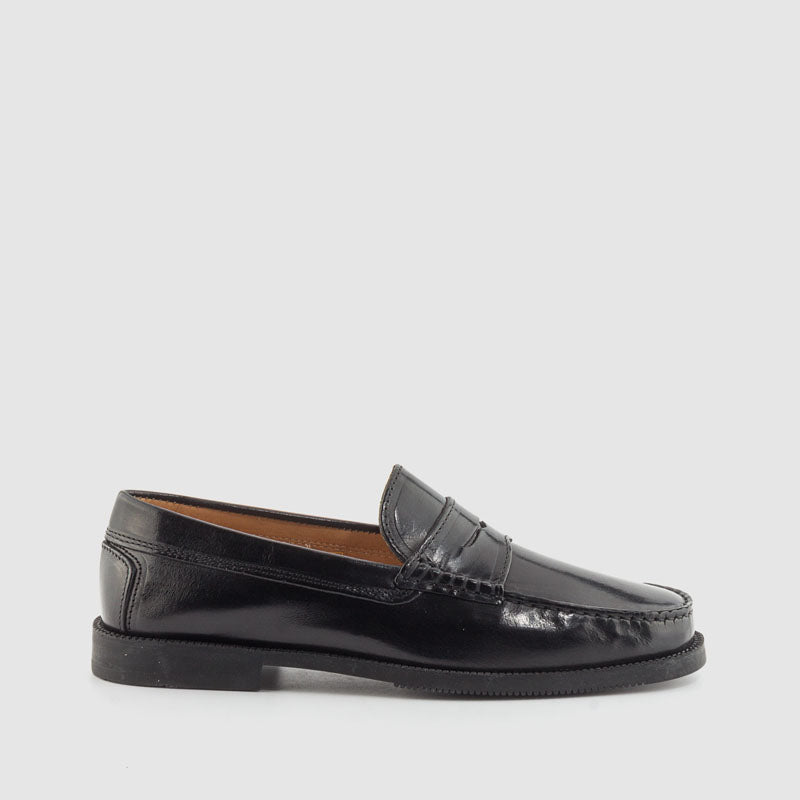Mocasín vestir piel negra