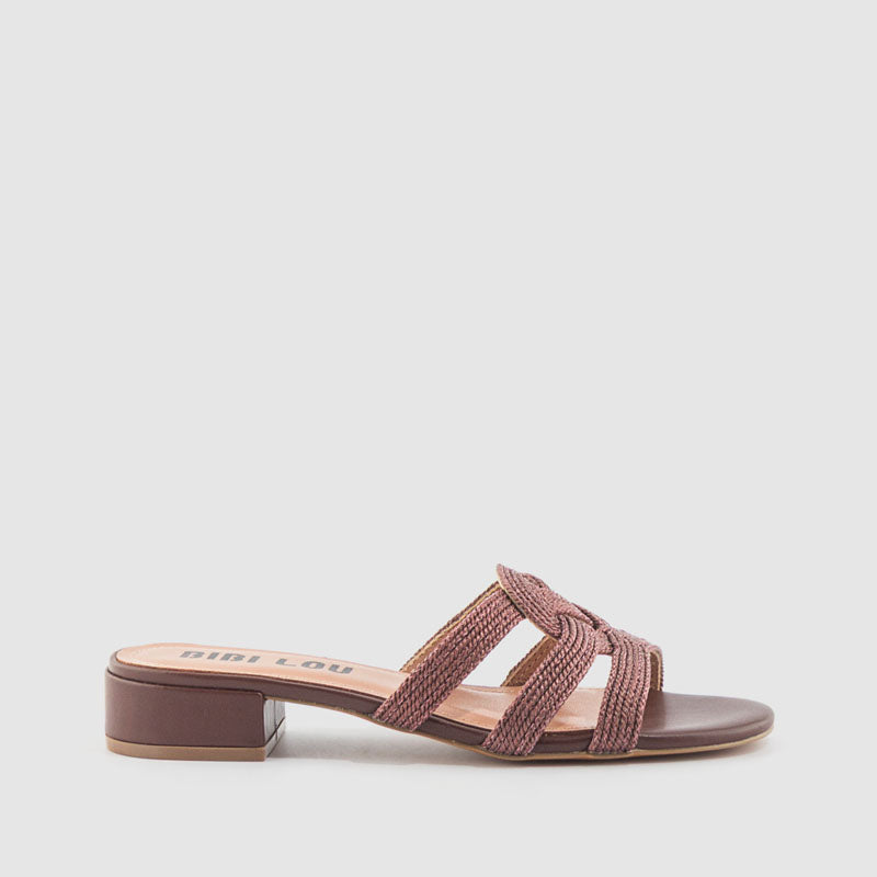 SANDALIA CORDONCILLO PIEL MARRON