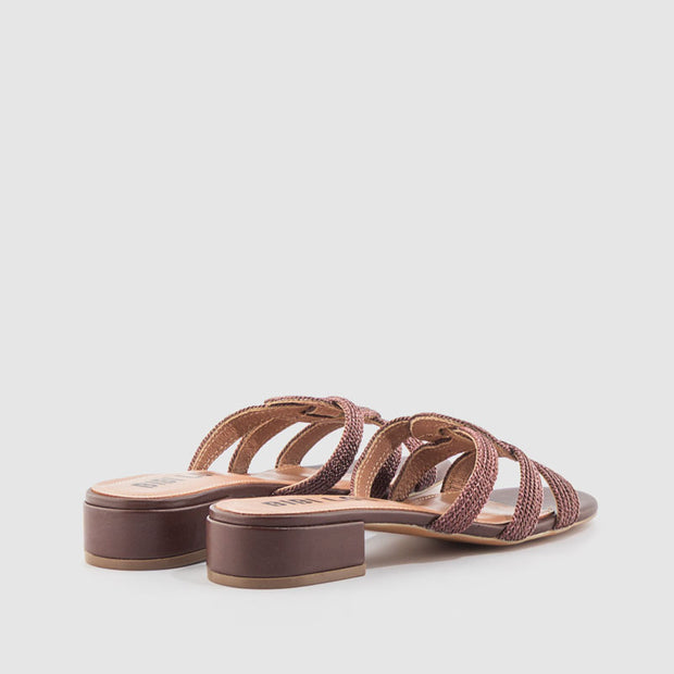 SANDALIA CORDONCILLO PIEL MARRON