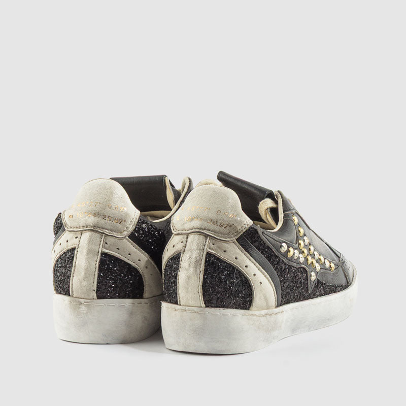 DEPORTIVO TACHAS PIEL NEGRO