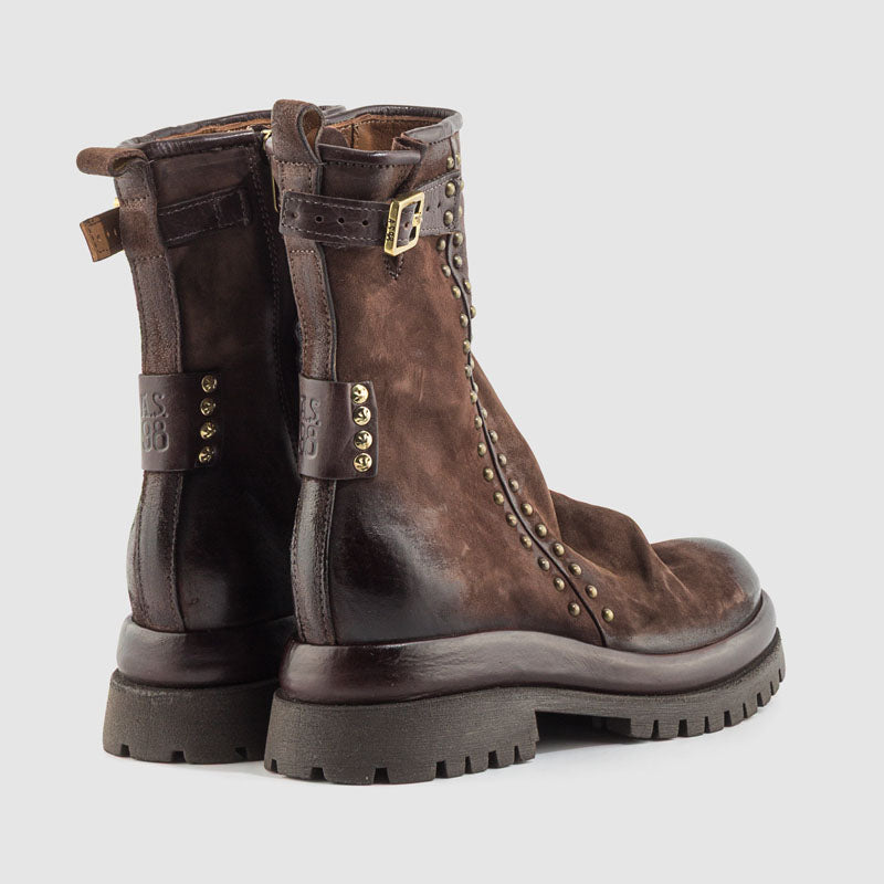 BOTIN TACHAS ANTE MARRON