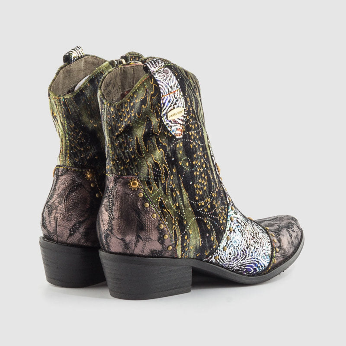 LAURA HICNIO20 BRONCE-2