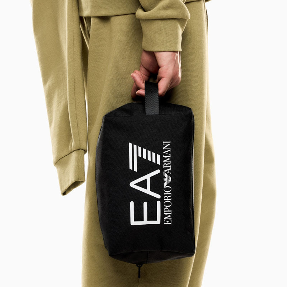 EA7 7X0000074 UC001 BLACK-1